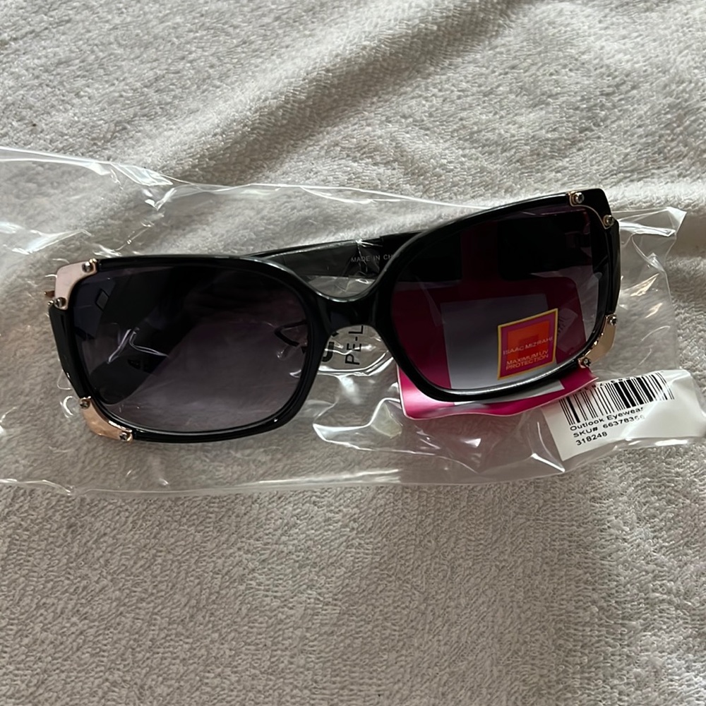 Isaac mizrahi sunglasses